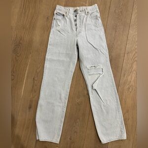 Levi’s Ribcage Straight Ankle Jeans, Pale Blue, Size 25